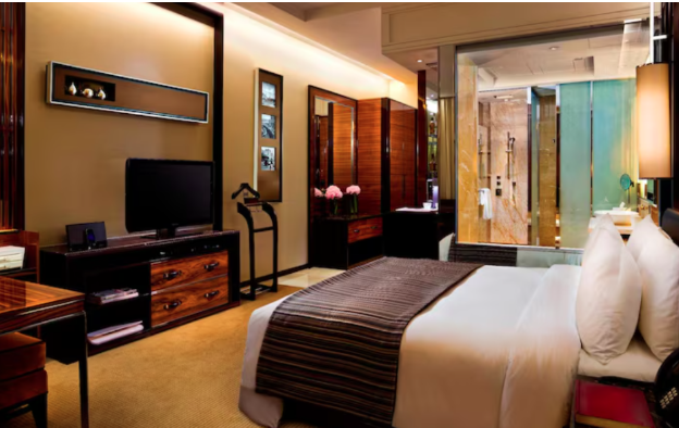 How Hotel AV Systems Elevate Corporate Event Production